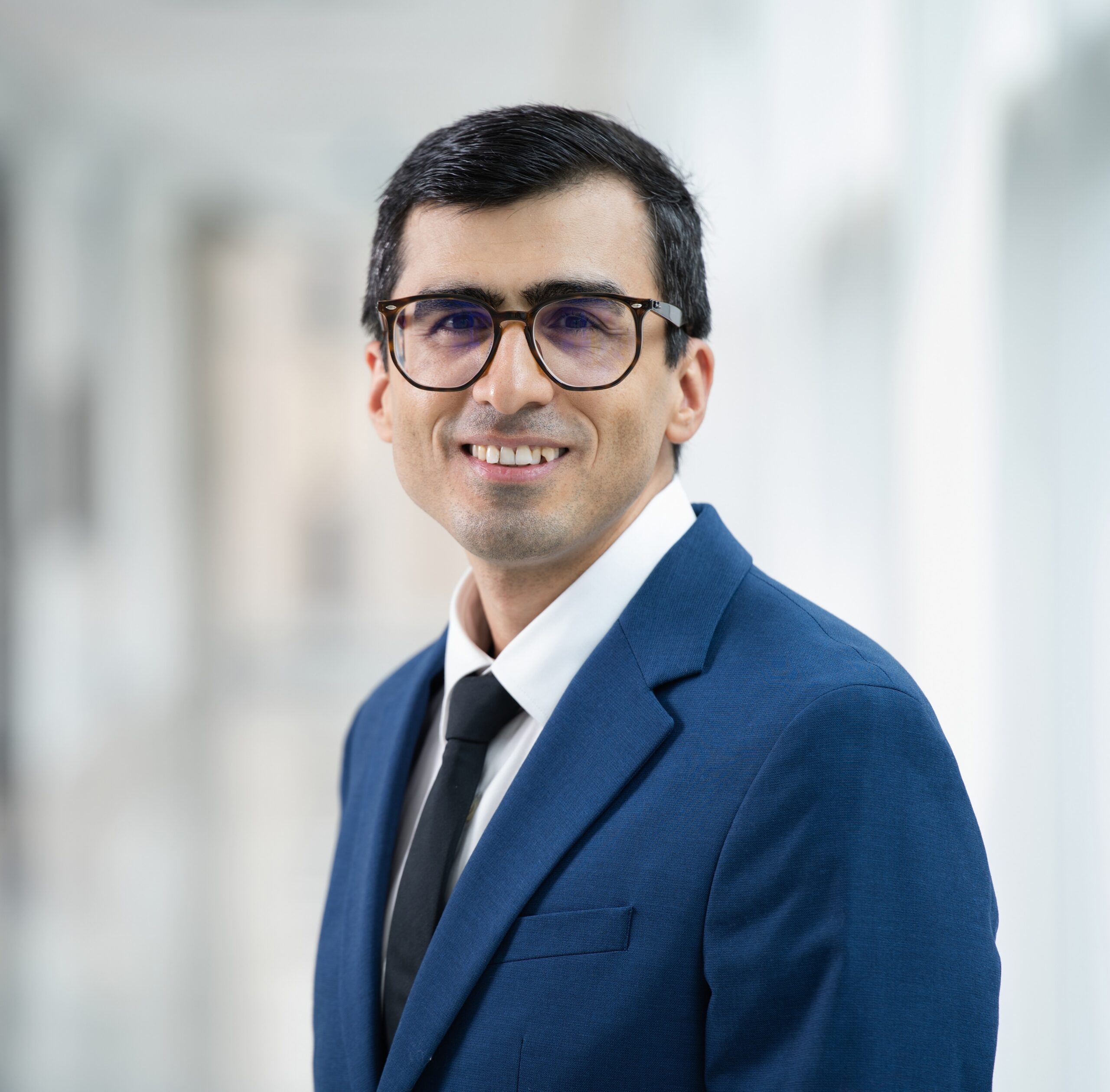 Dr. Ali A. Alizadehmojarad